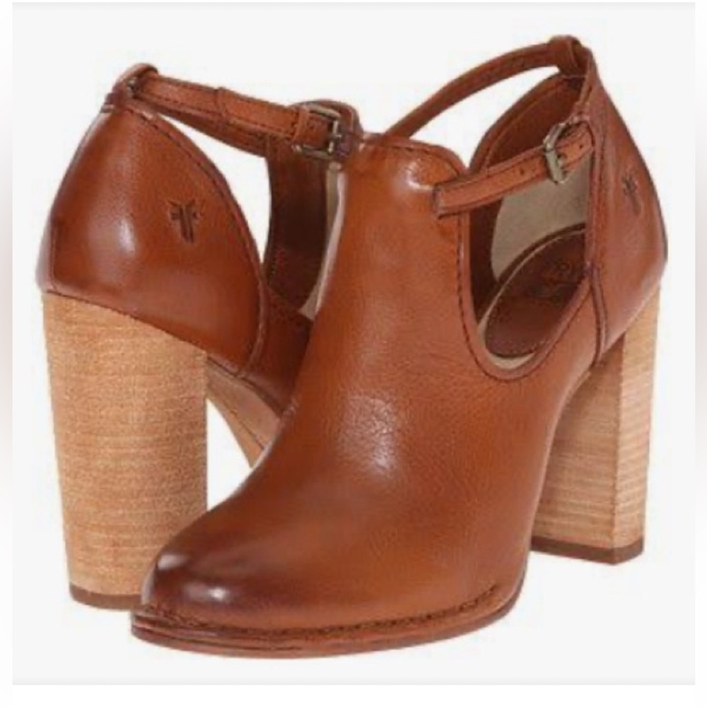 Frye Margaret shootie size 10